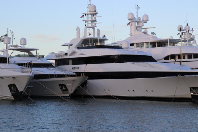 make1m.com luxury yachts